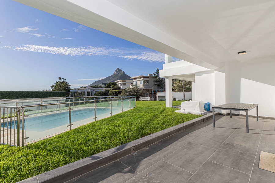 To Let 2 Bedroom Property for Rent in Camps Bay Western Cape